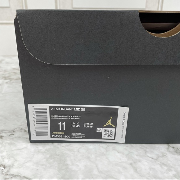 Nike Air Jordan 1 Mid SE Shoes Electro Orange 11 - Picture 10 of 12